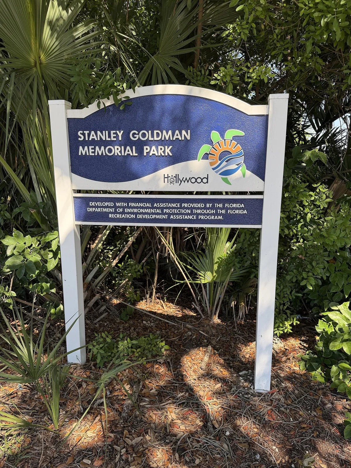 Stanley Goldman Memorial Park entrance sign in Hollywood, FL