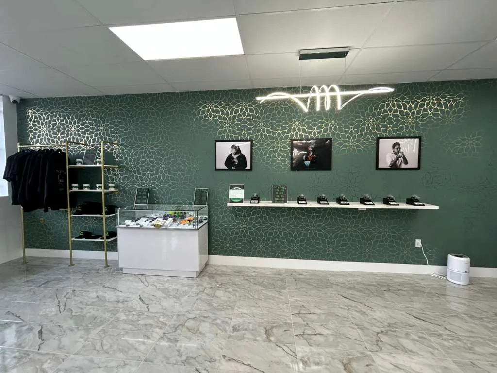 beachnut-houston-dispensary-the-plug